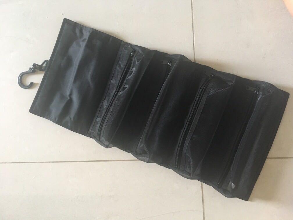 Muji hanging toiletries bag, Furniture & Home Living, Home Improvement