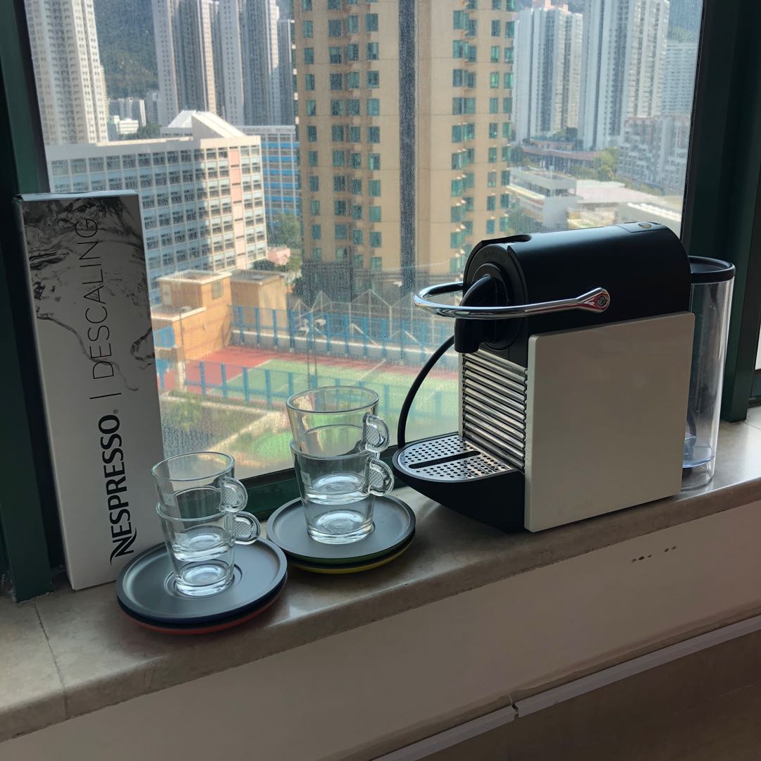 Nespresso Pixie machine with espresso 