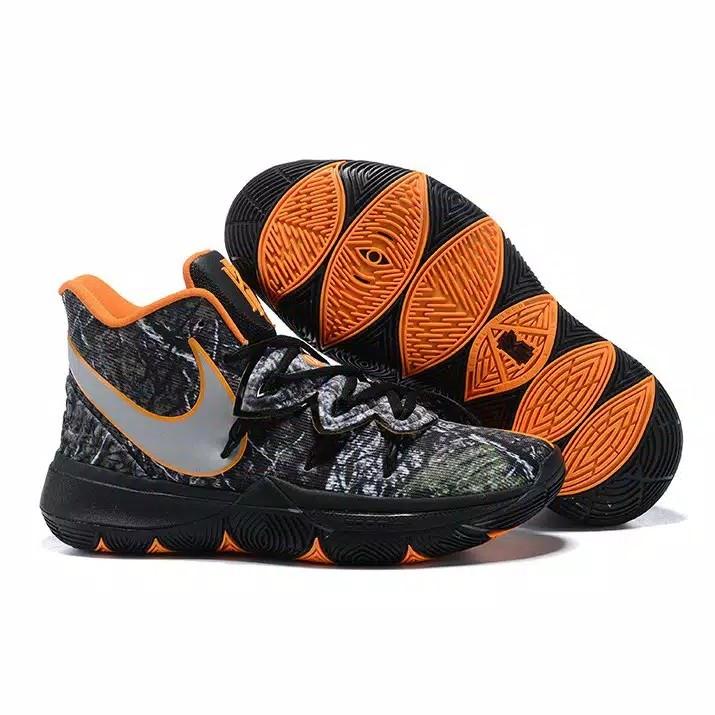 Sepatu kyrie hot sale irving 5