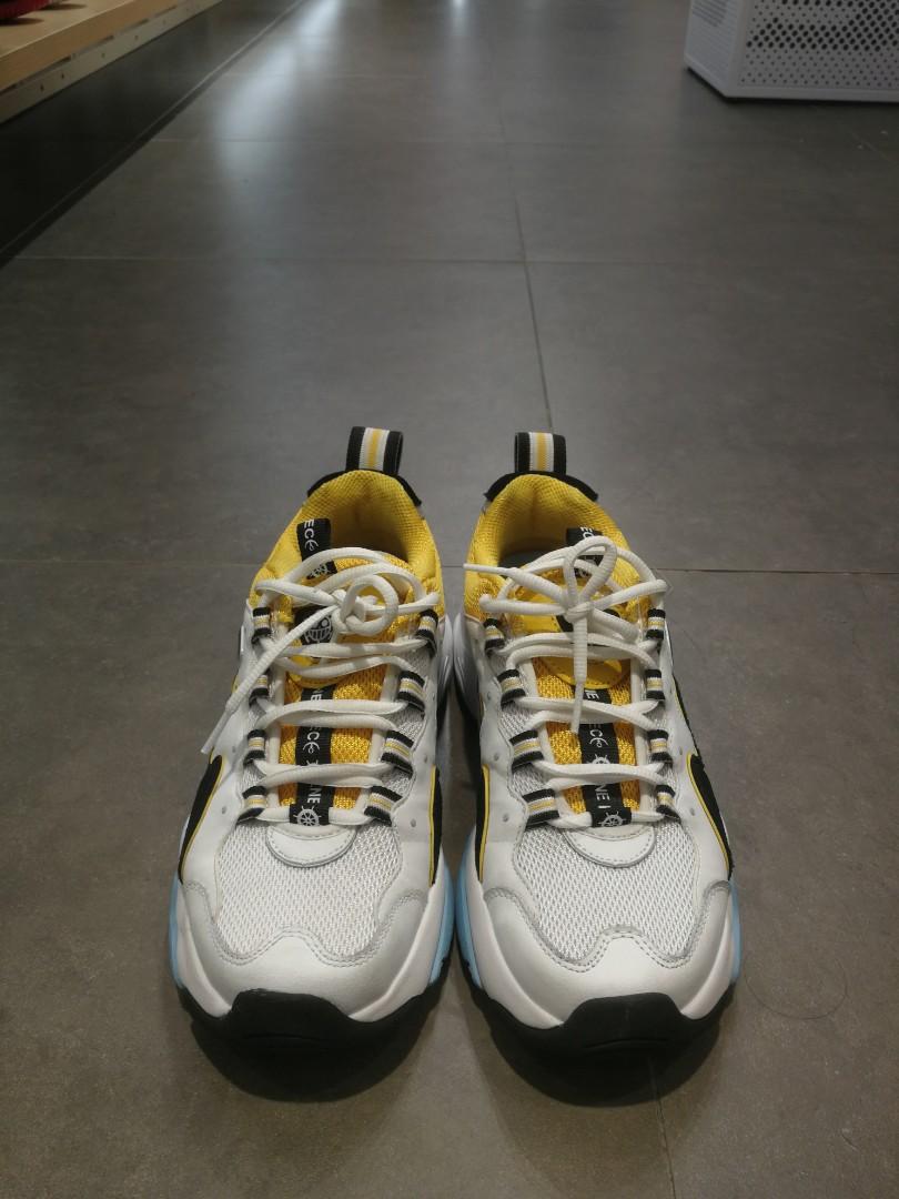 Skechers X One Piece D Lites 3.0 Trafalgar Law Men s Fashion