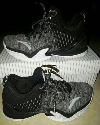 Anta Thompson Sneakers Carousell Philippines