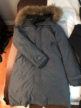 XS Aritzia Winter Jacket