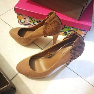 Berskha heels