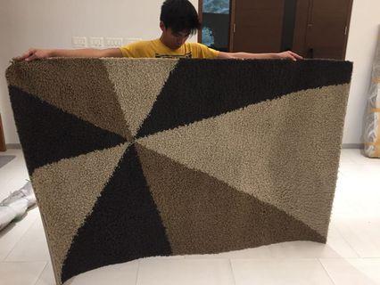 Carpet (star design) beige 78”x52”