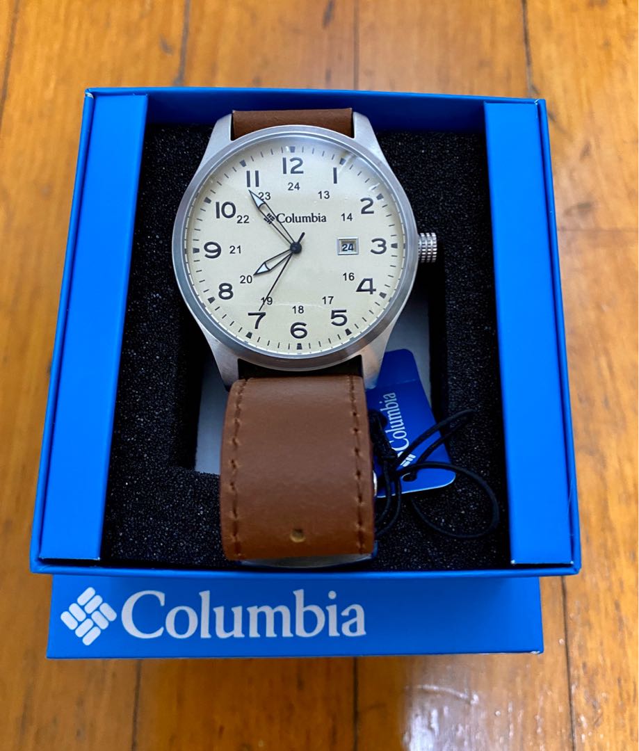 Columbia fieldmaster watch top
