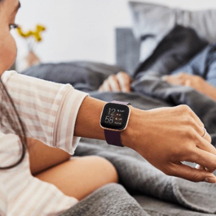 Fitbit shop versa bordeaux