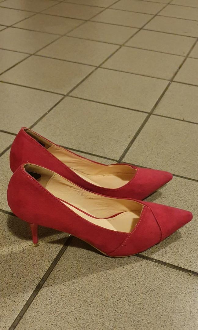louveton shoes