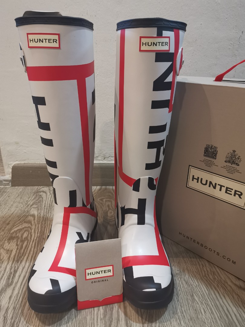 Hunter exploded discount logo boots