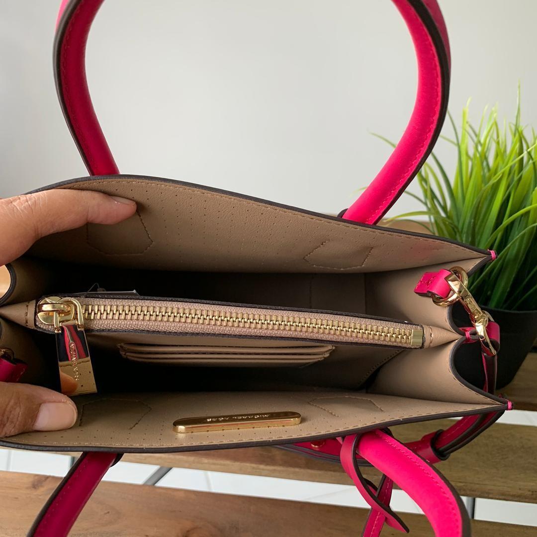 Michael kors ultra pink wallet deals