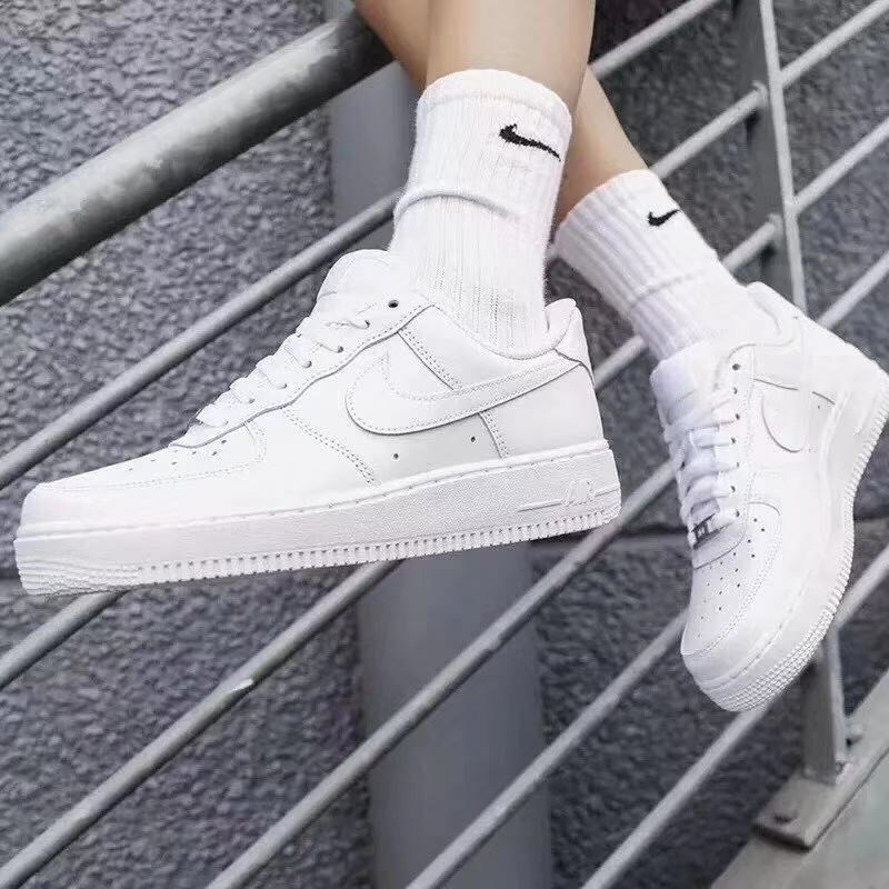 Air force 1 outlet white mens low
