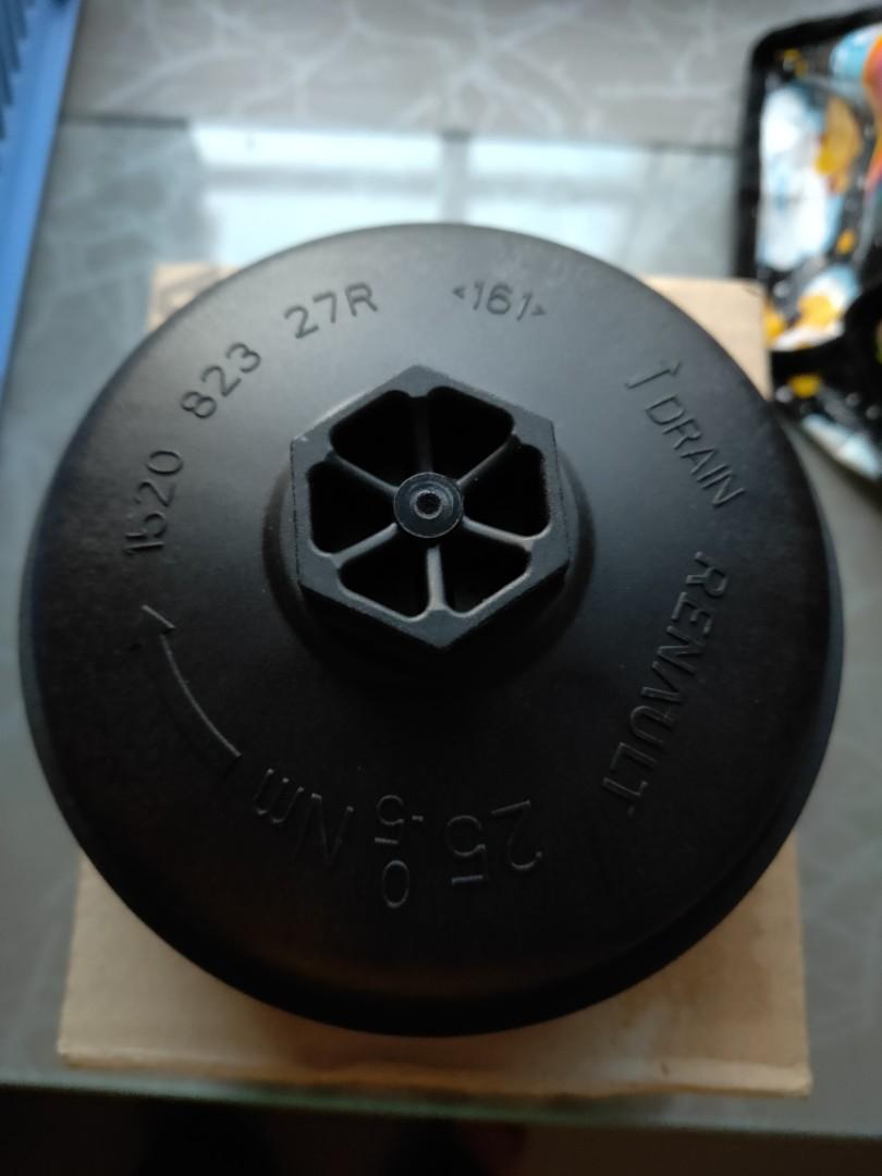 Original Nissan Qashqai oil lid cap, Car Accessories, Car