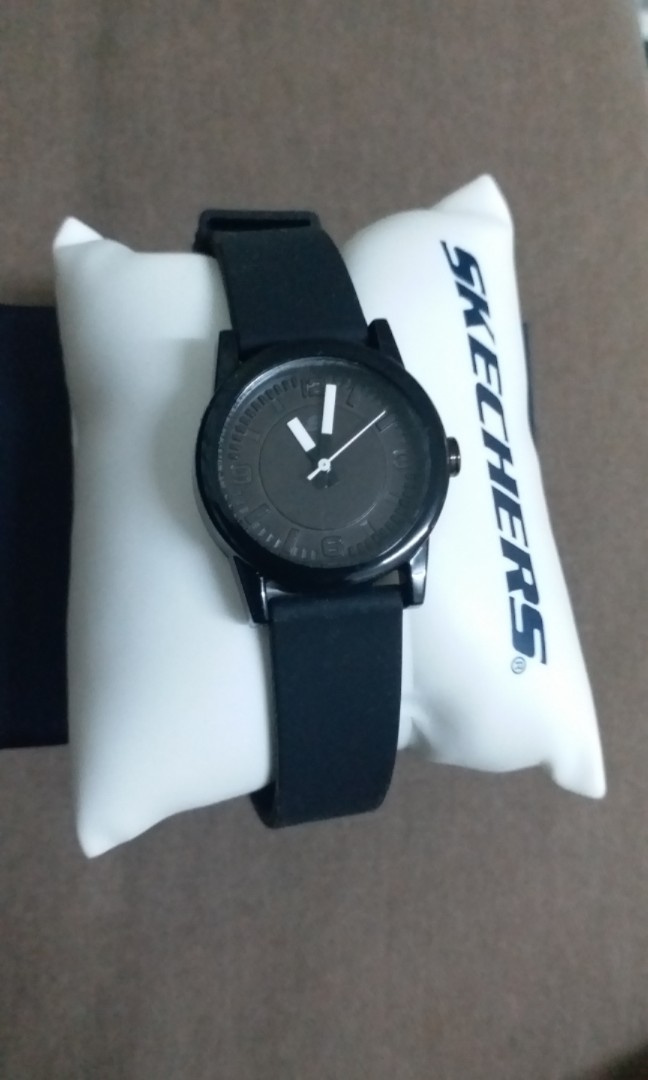 Skechers watch sales black