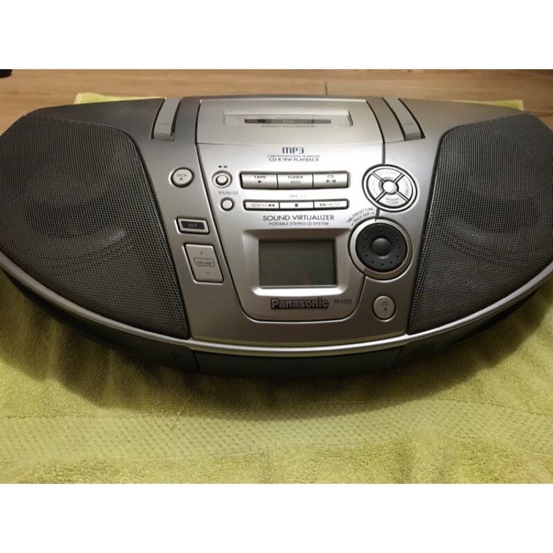 Panasonic RX-ES23 眼鏡蛇 國際牌 手提CD收錄音機, 耳機及錄音音訊設備, 音樂播放裝置 MP3及CD 播放器在旋轉拍賣