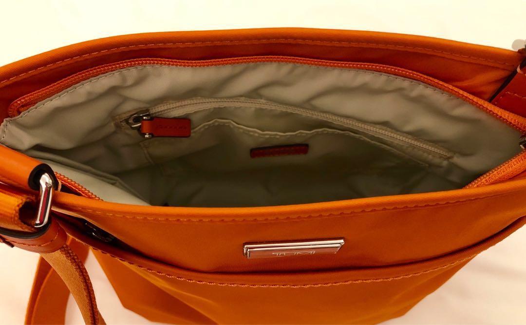 TUMI VOYAGEUR CAPRI CROSSBODY BAG, Women's Fashion, Bags & Wallets