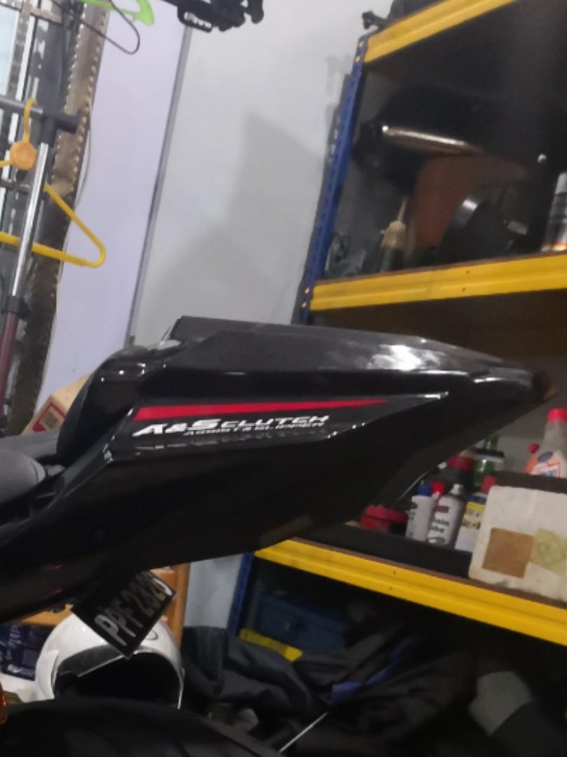 yamaha r15 v3 seat cover