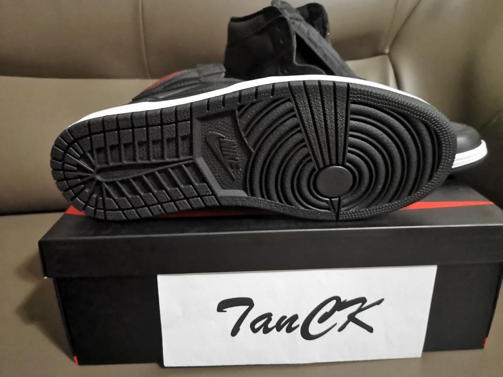 AJ 1 Black Satin, Men's Fashion, Footwear, Sneakers on Carousell