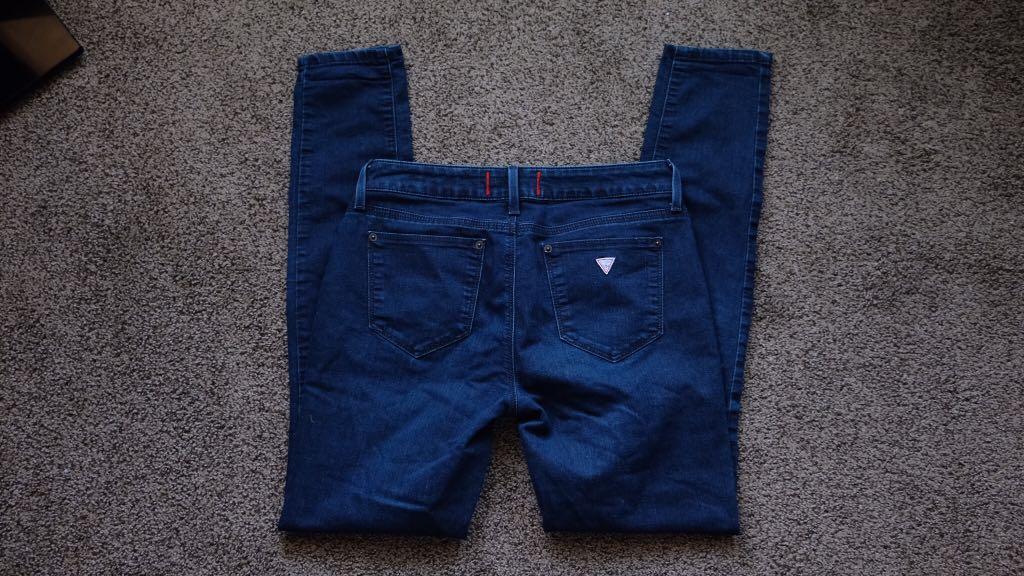 guess curvy jeans