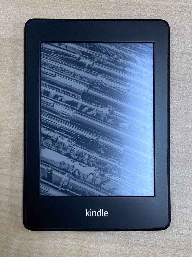 Kindle Paperwhite (no ads), Mobile Phones & Gadgets, Tablets, iPad on