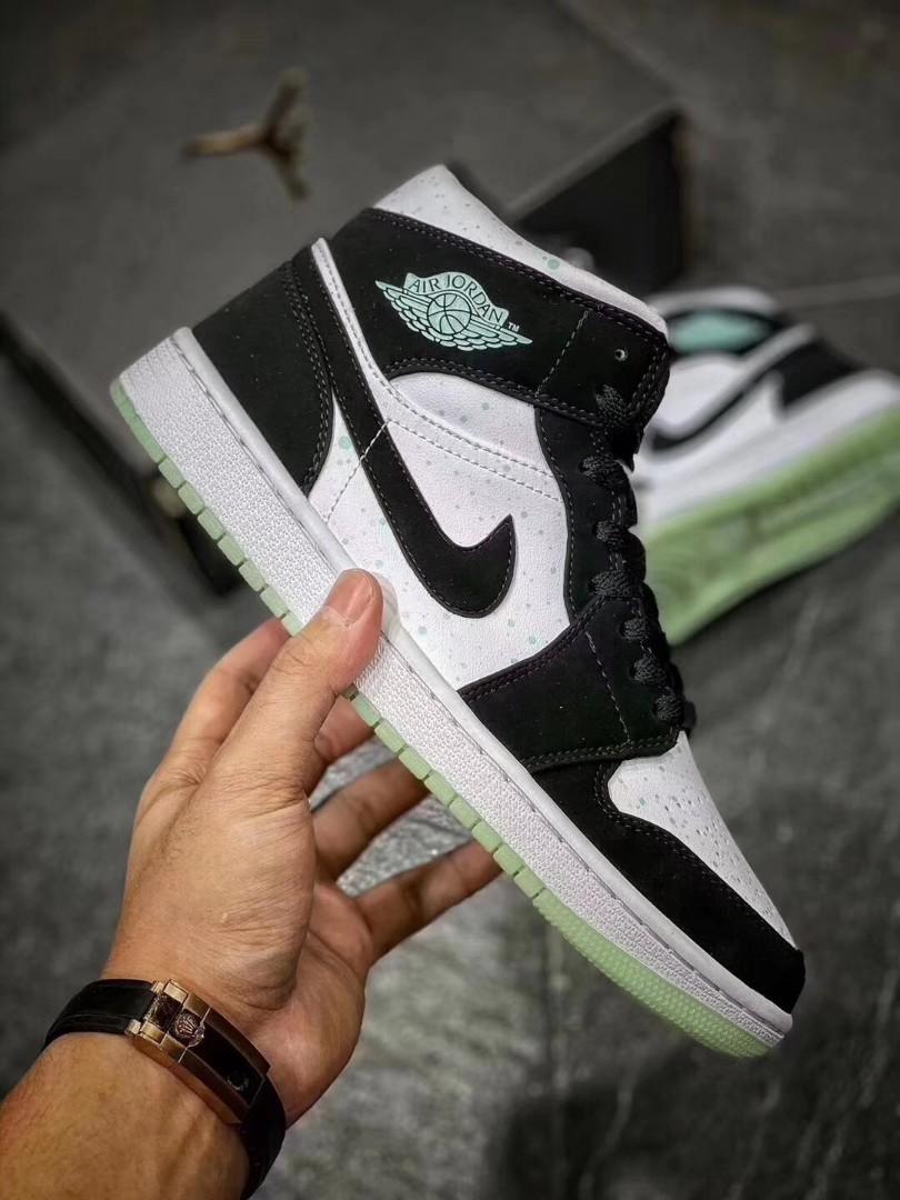 Jordan 1 mid white black teal tint clearance
