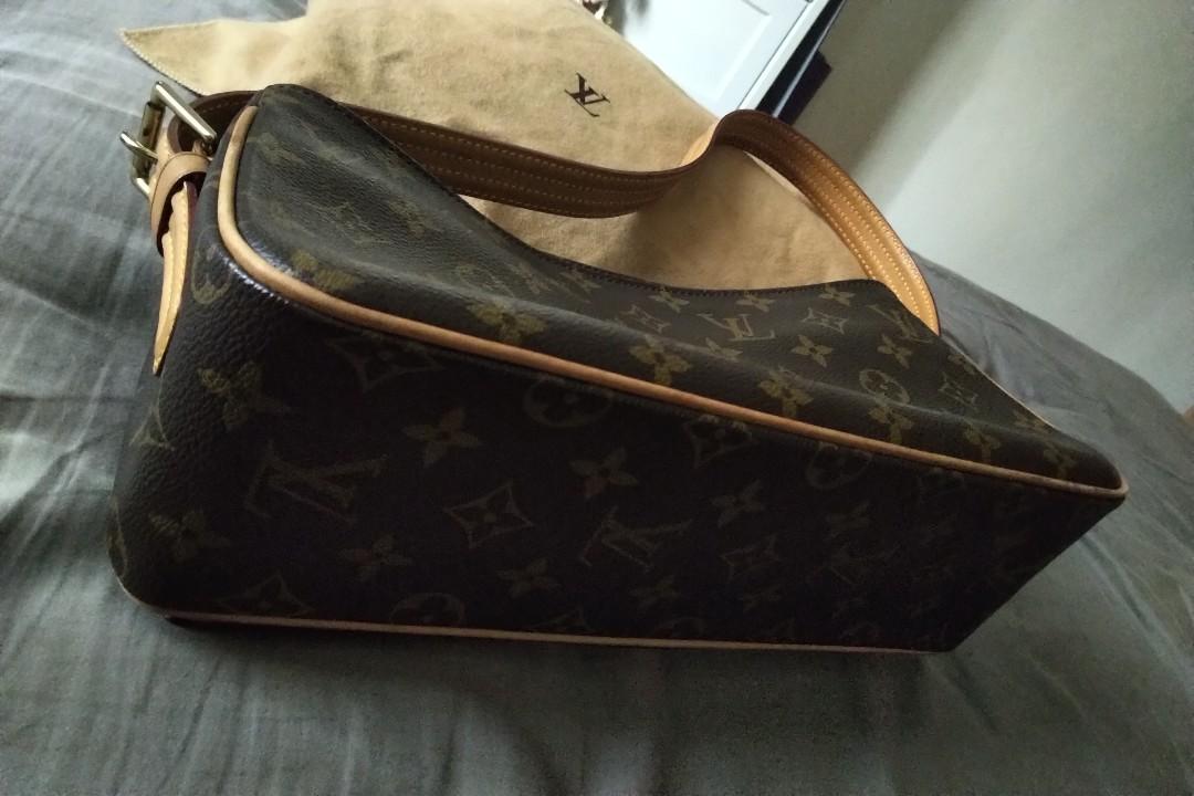 Louis Vuitton, Bags, 62 Preowned Louis Vuitton Monogram Viva Cite Ar0074  Shoulder Bag