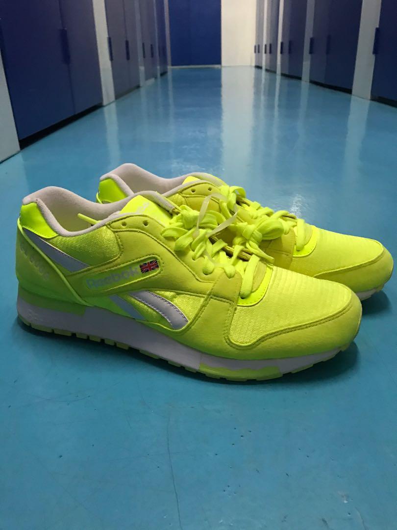 Reebok classic neon outlet
