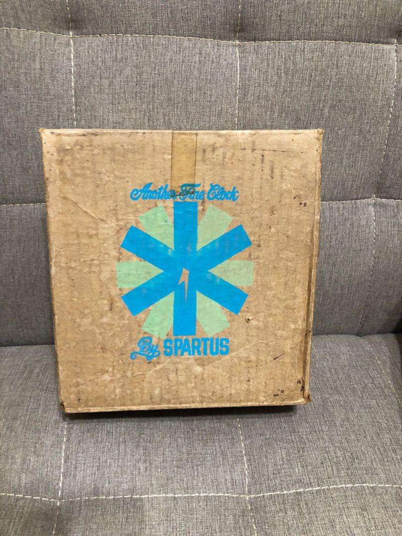 Vintage Spartus Backwards Electric Bar Clock (Runs Counterclockwise