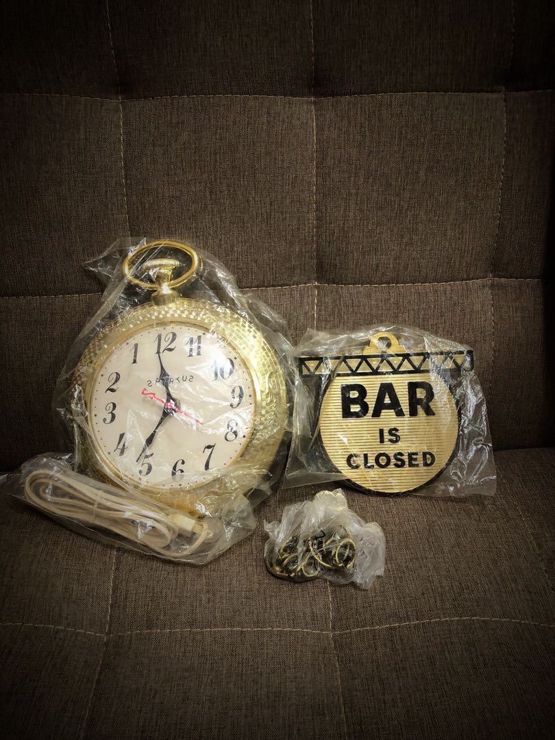 Vintage Spartus Backwards Electric Bar Clock (Runs Counterclockwise
