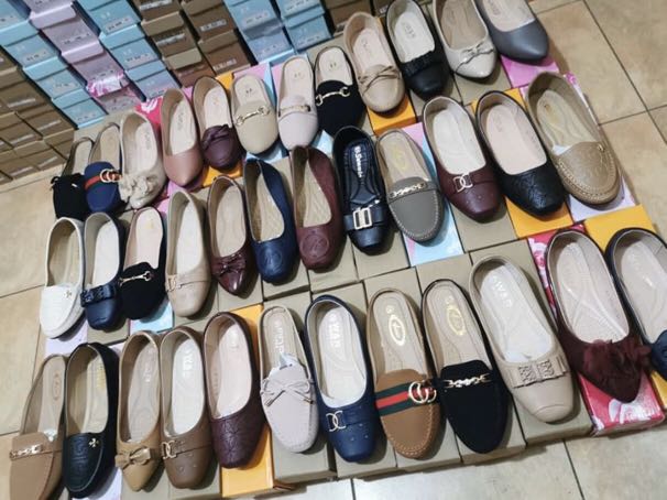 WHOLESALE KOREAN DOLL SHOES Women s Fashion Footwear Flats