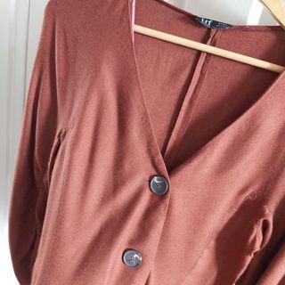 Zara brown buttons top