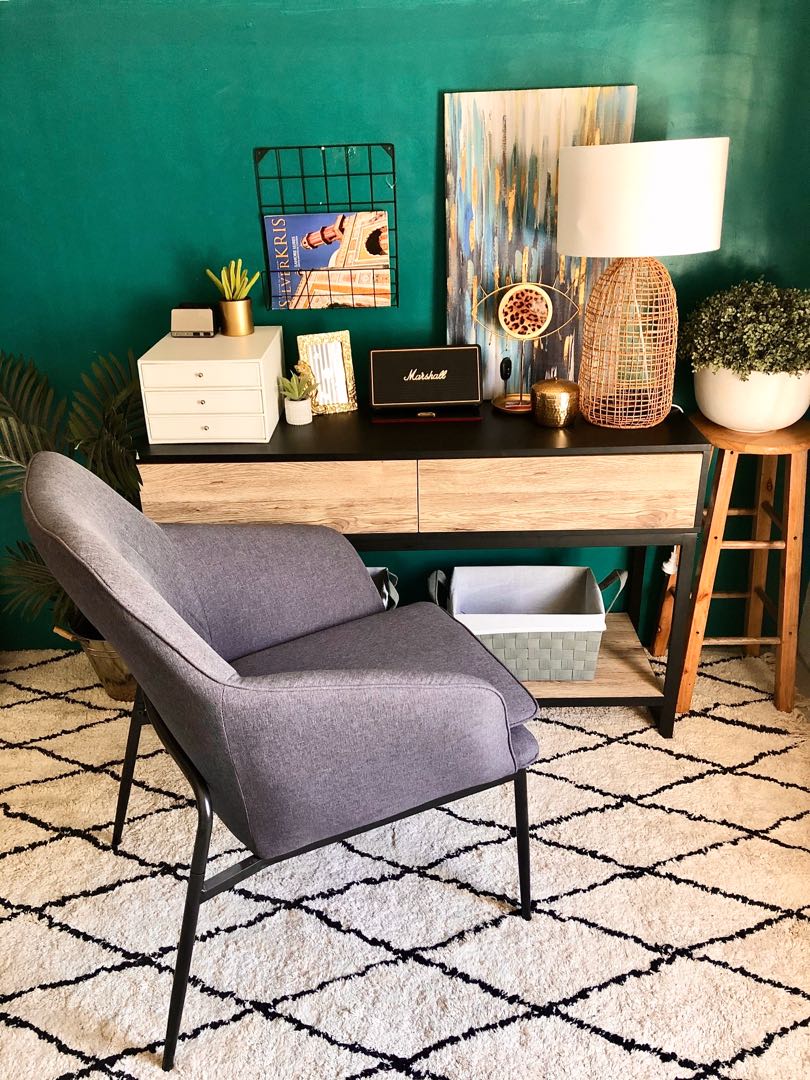 Accent charcoal chair