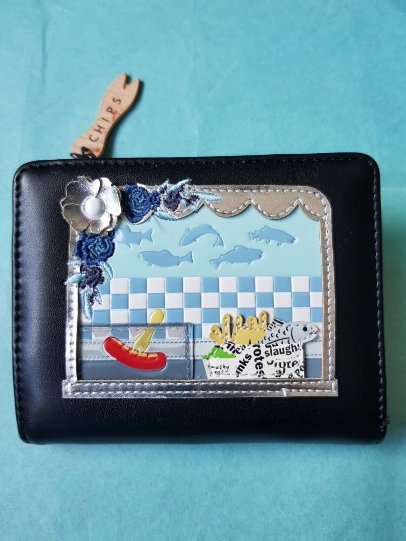 VENDULA Fish Chips Vegan Leather Small Folded Wallet