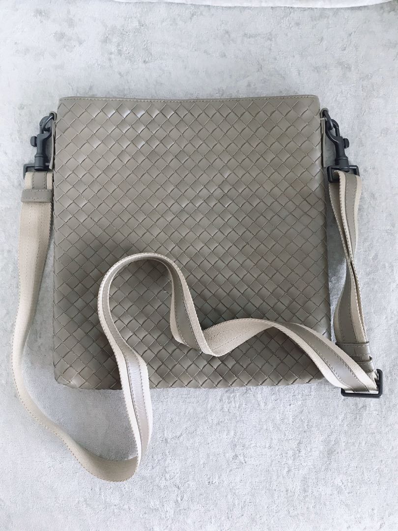 Bottega veneta crossbody bag Intrecciato, Men's Fashion, Bags, Sling Bags  on Carousell