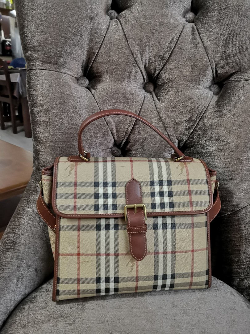 burberry etiqueta white
