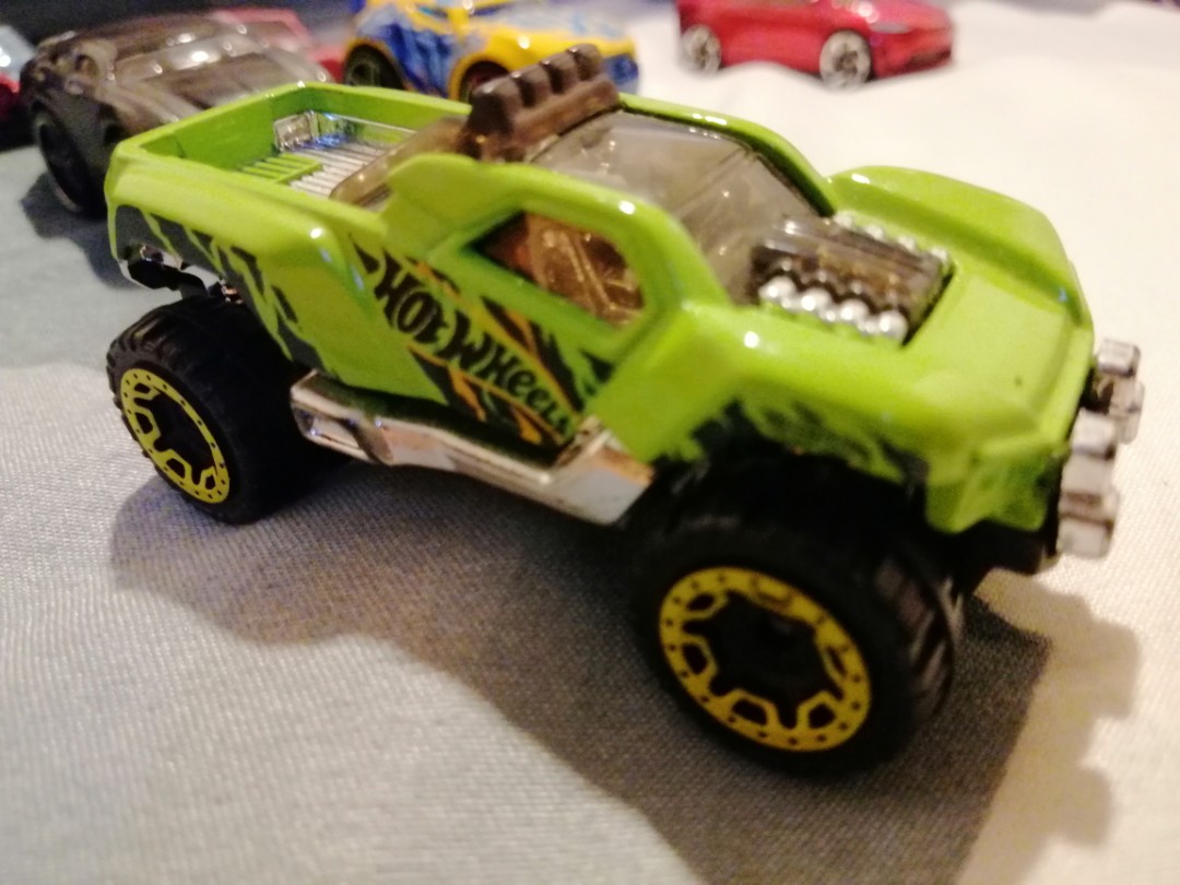 Hot hotsell wheels dawgzilla