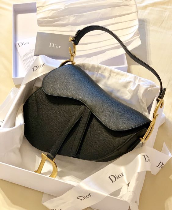 Dior saddle medium size/ almost new /boutique receipt, Women's