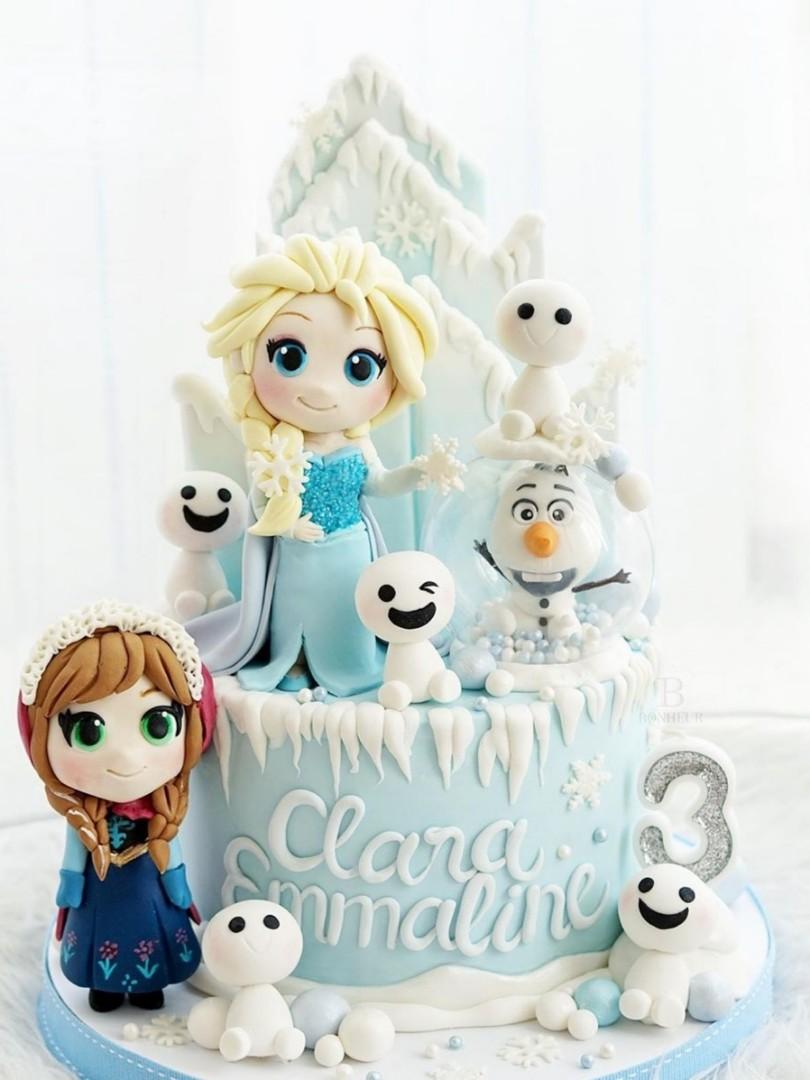Elsa And Anna Frozen Cake Food Drinks Baked Goods On Carousell