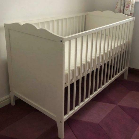 Ikea Baby Cot Hensvik, Babies & Kids, Baby Nursery & Kids Furniture
