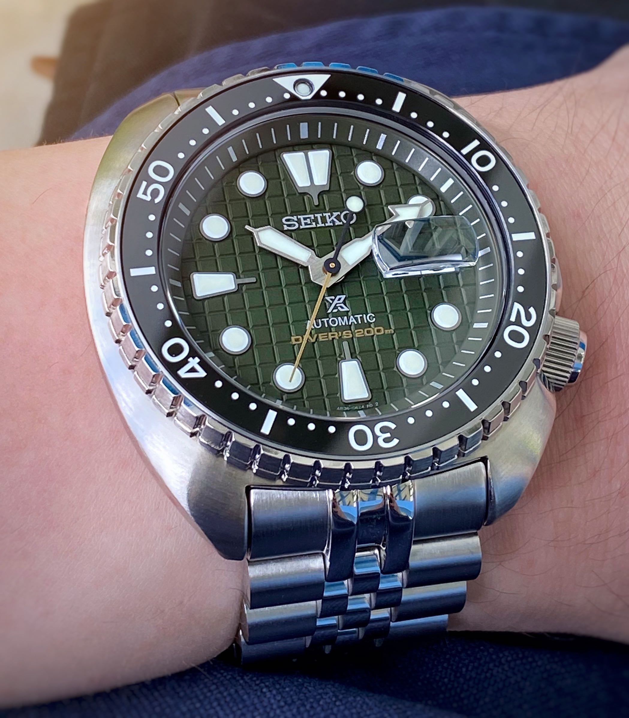 Seiko Green “King Turtle” SRPE05K with Strapcode Super Jubilee, Luxury,  Watches on Carousell