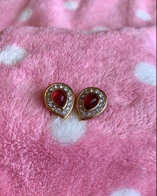 Vintage Red Cabochon Tear Drop with Diamantes and goldtone Clip On Earrings