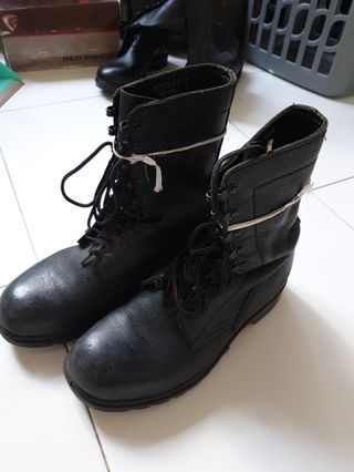 Real military clearance boots