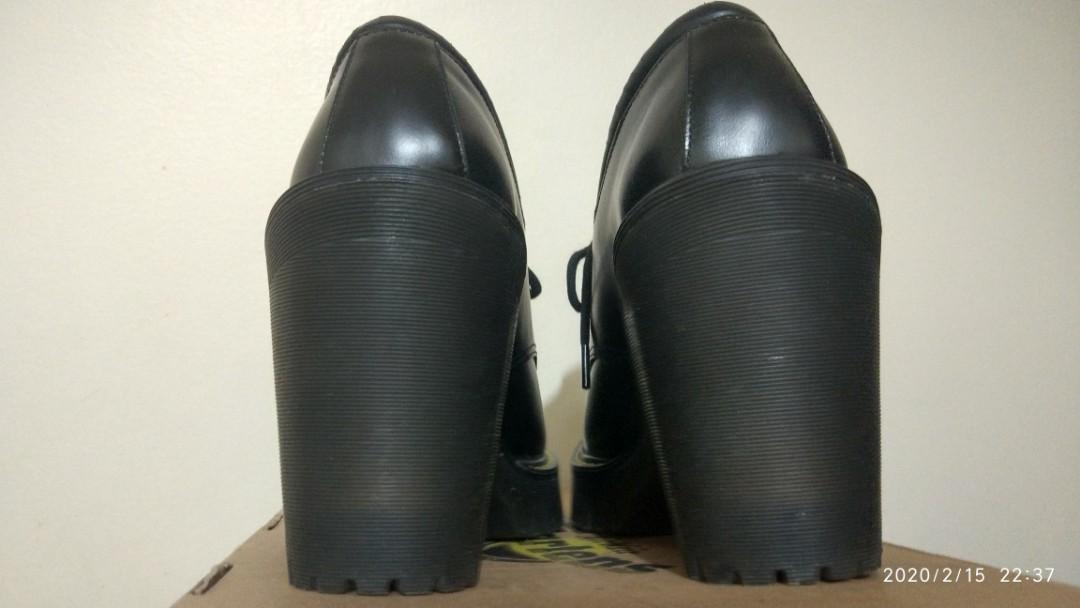 Dr martens salome heels 2025