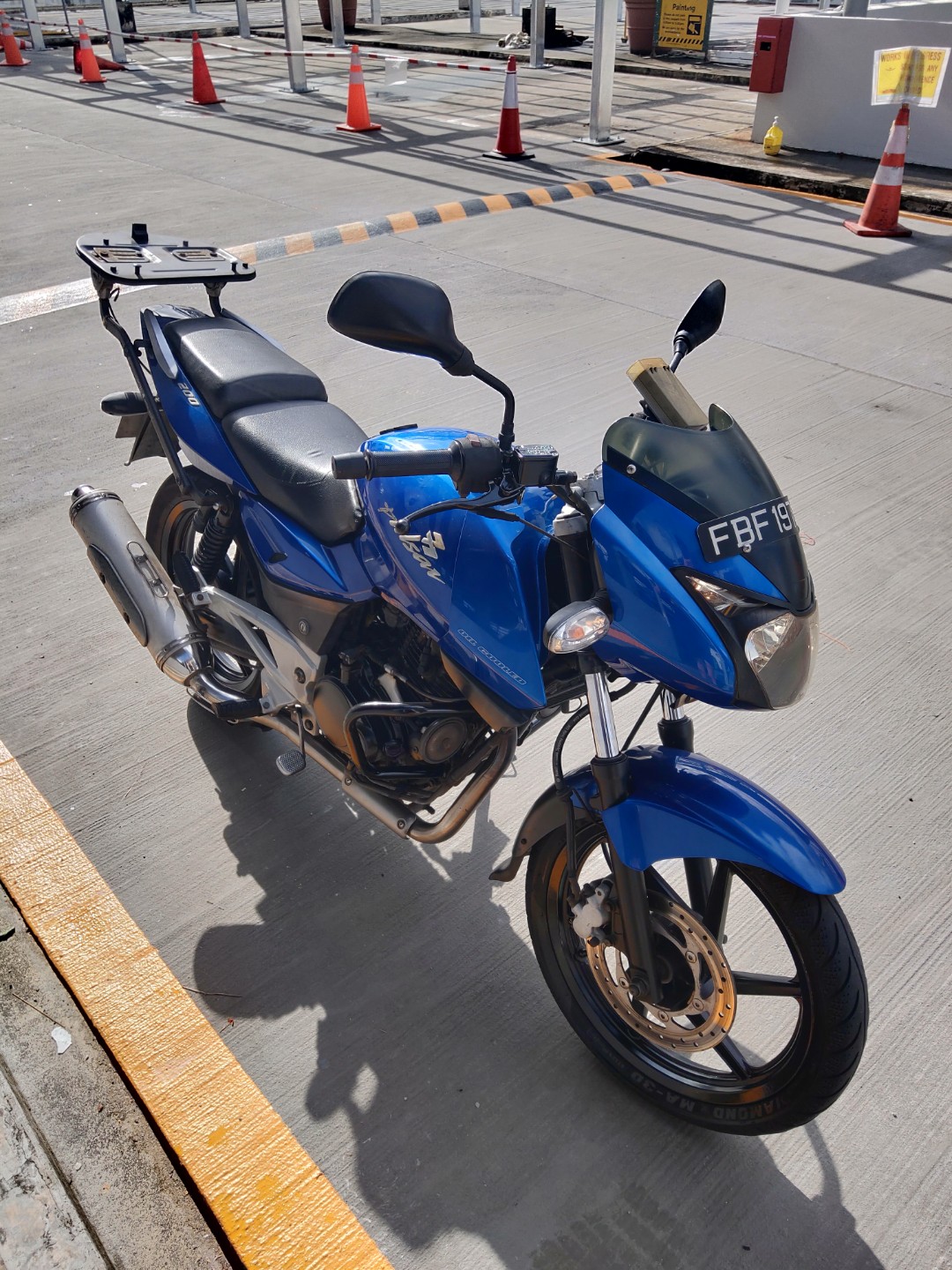Bajaj pulsar on sale 200cc 2009 model