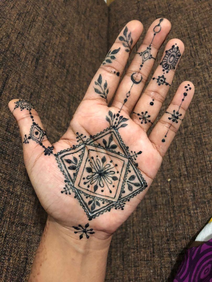 Bridal Henna Jagua Henna Women S Fashion Muslimah Fashion On Carousell Biasanya ketika pernikahan, calon pengantin akan mengukir dan. bridal henna jagua henna