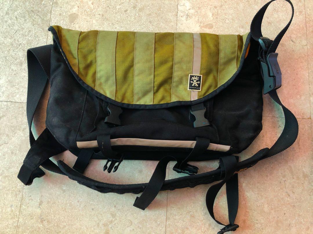crumpler camera bag