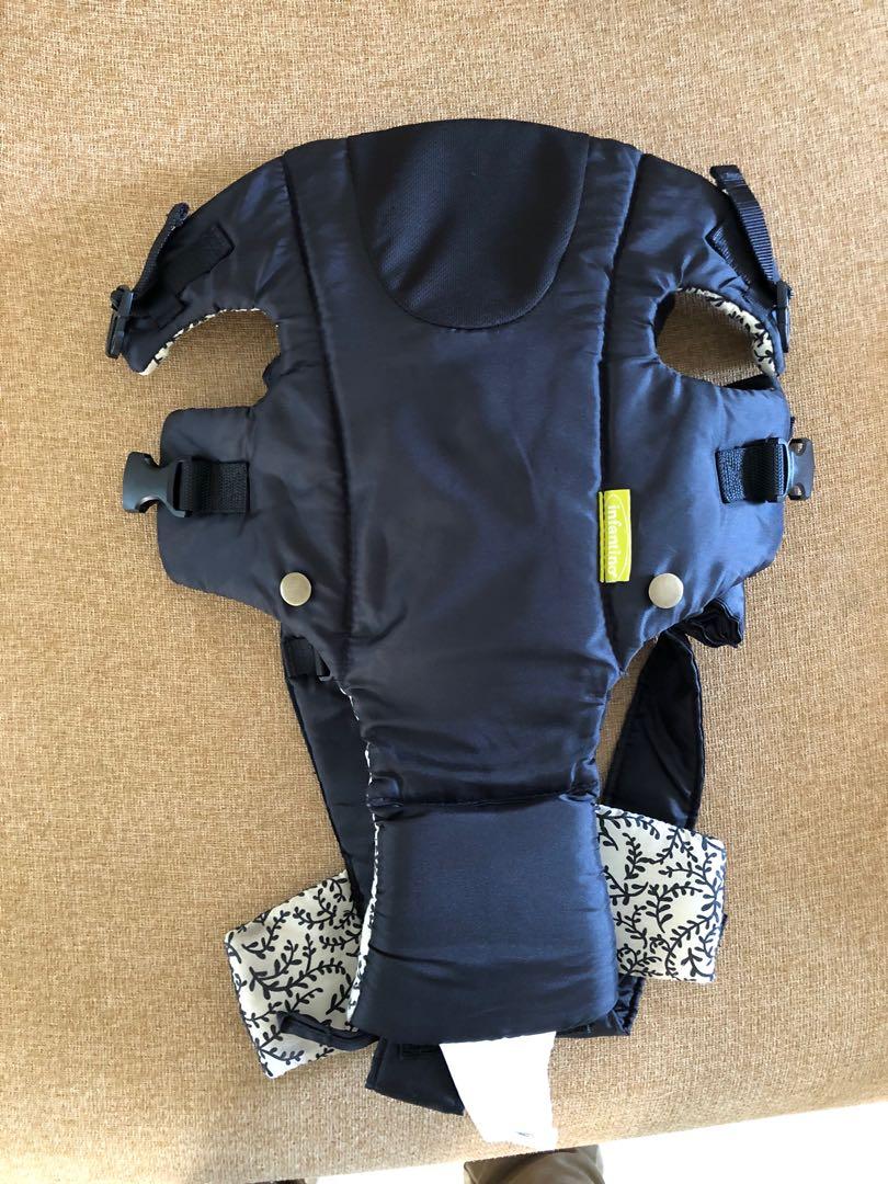 Infantino cozy premium shop carrier