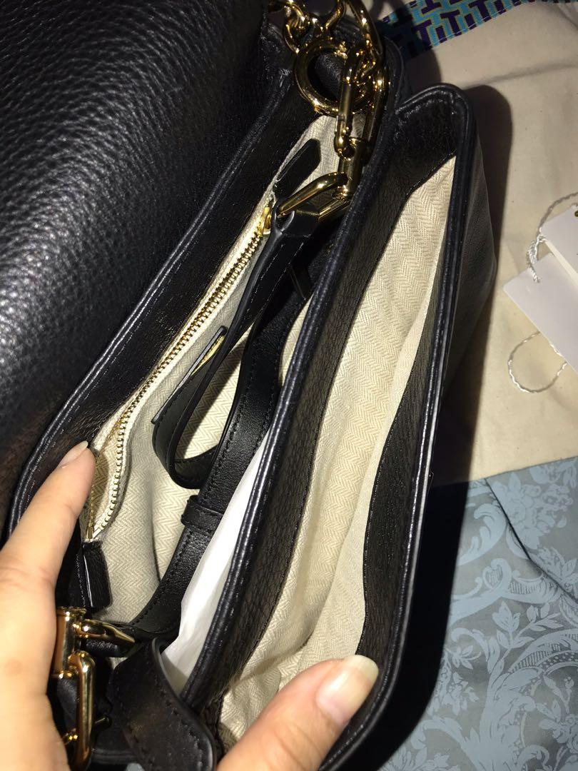 Kira mixed materials tory burch (Category: Luxury Bags & Wallets) located in Manila. Submitted by peejay0830 (Listing ID 279045941, Image 1). Description: I just badly need the funds. Kindly search kira mixed materials crossed body bag. Bought this at greenbelt 5 makati.