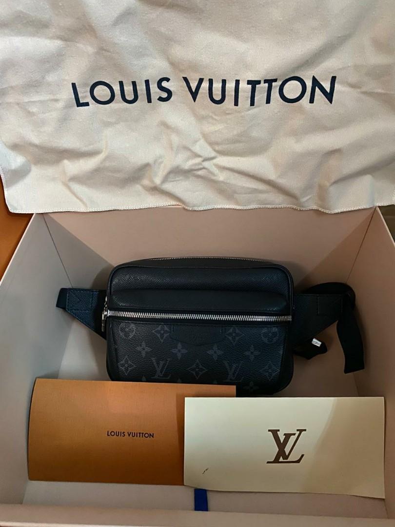 Jual Tas Sling Bag waist bag LV (Louis Vuitton) Discovery Bumbag M44388 -  Jakarta Selatan - Ga Wardrobe