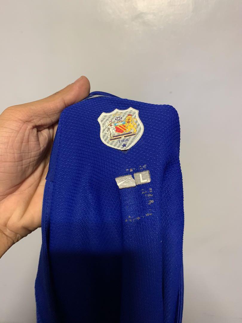 Nike Manchester United Football Club Aig Jersey Kit Sports Athletic Sports Clothing On Carousell