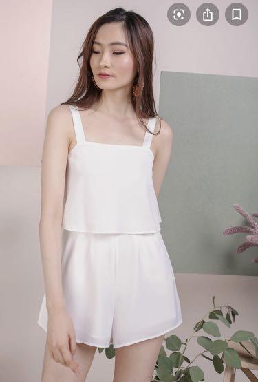 *PREMIUM* BNWT TTR NIXON FLARE ROMPER (White) (Category: Rompers) located in Singapore. Submitted by urbanthreads (Listing ID 279041543, Image 2). Description: Super pretty and comfortable fit! Made of polyester material. Inner lined. Concealed back zip. *QUALITY ASSURED* Size XL (but fits usual size L) Ptp: 17.5" High Waist: 15.5" Hips: 21.5" Rise: 16" Leg Opening: 16" Length: 31" Brand new with tag! (Retail price $40.90) Tinselrack tinsel rack 