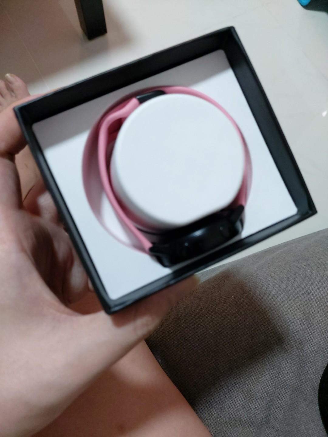 Samsung Galaxy Watch Active BlackPink Editon, Mobile Phones & Gadgets
